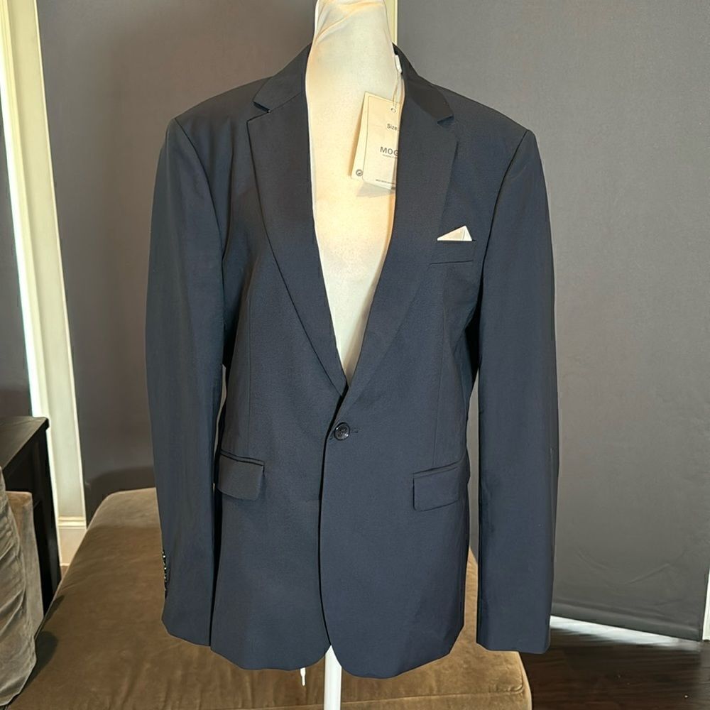 Men’s Mogu Blue 2 Piece One Button Slim Fit Suit Size 36 Jacket 34 Pants NWT